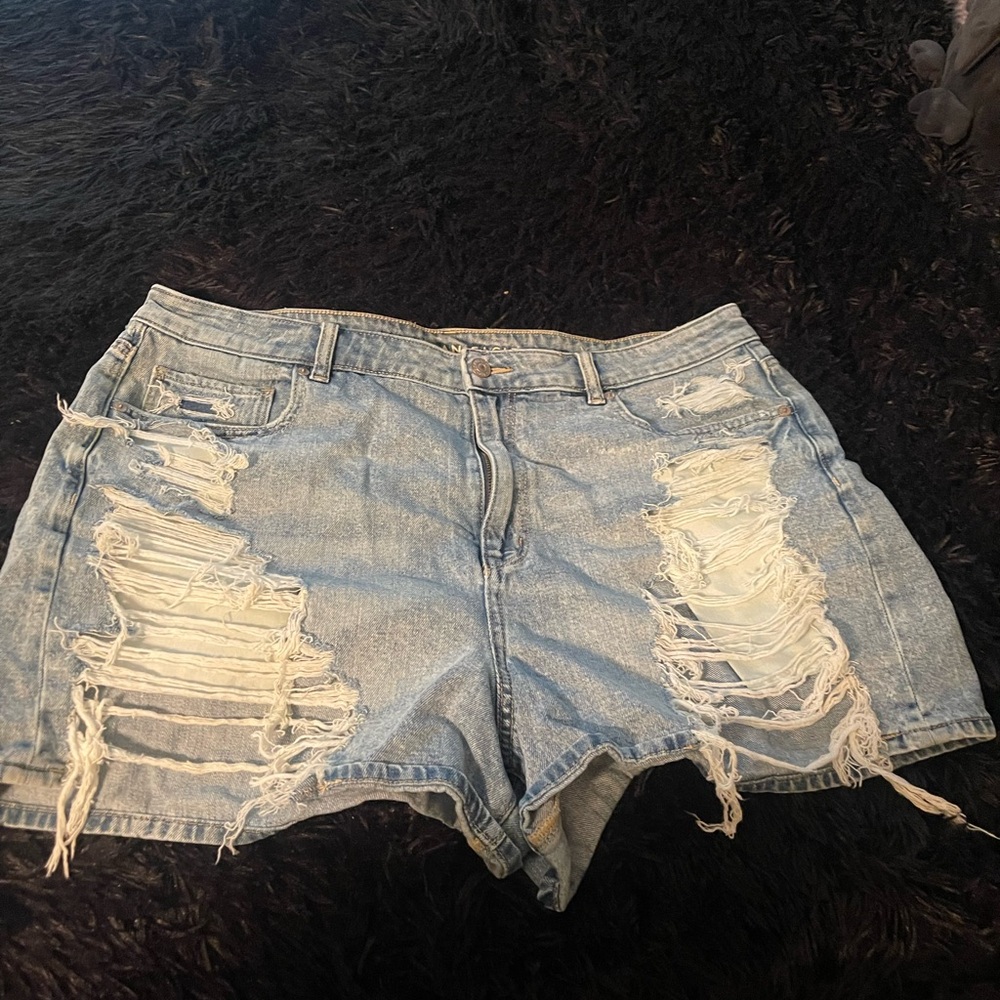 American Eagle Outfitters Ripped Jean Shorts - Light Blue